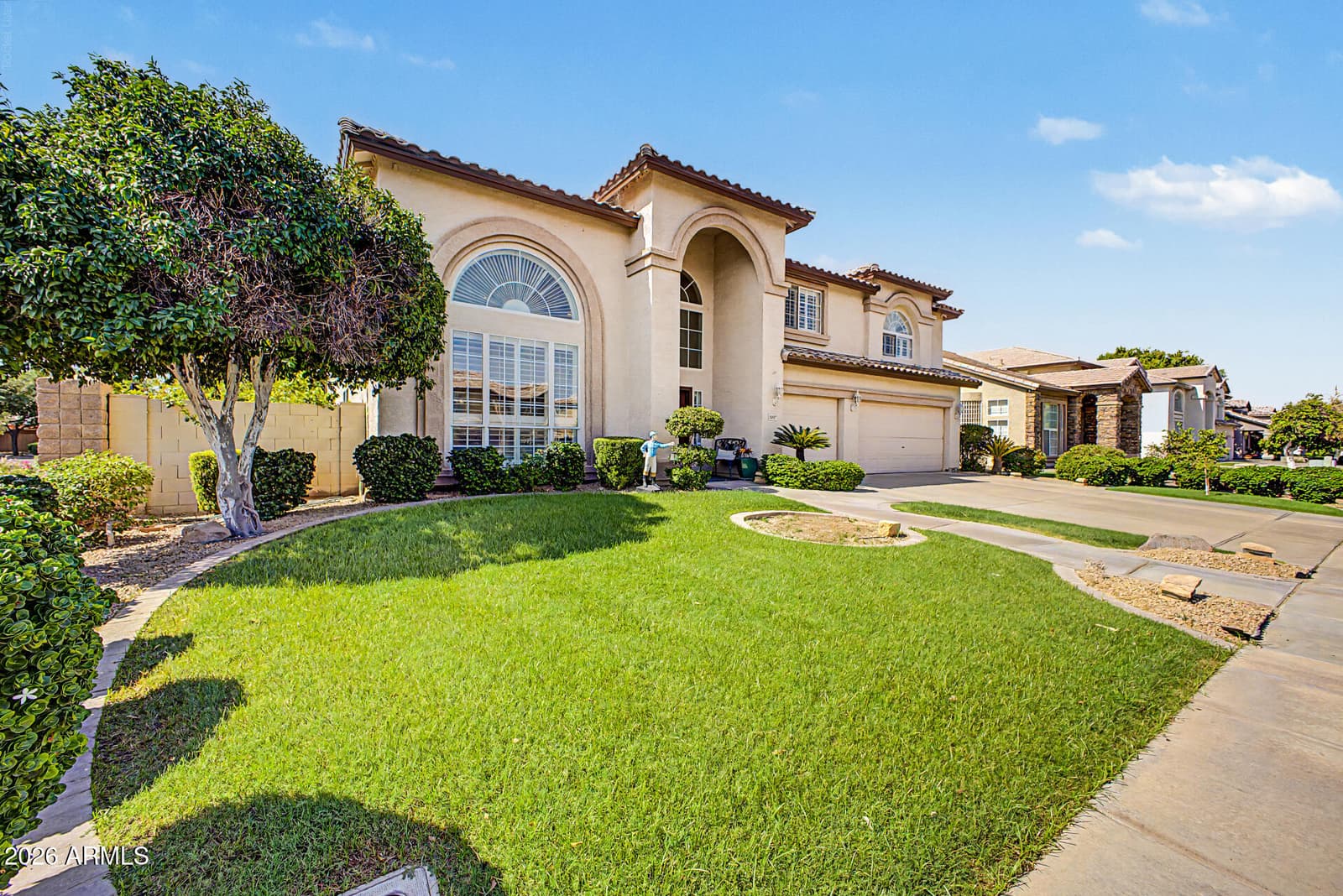 3907 E INDIGO BAY Drive, Gilbert, AZ 85234 — photo 3 of 49