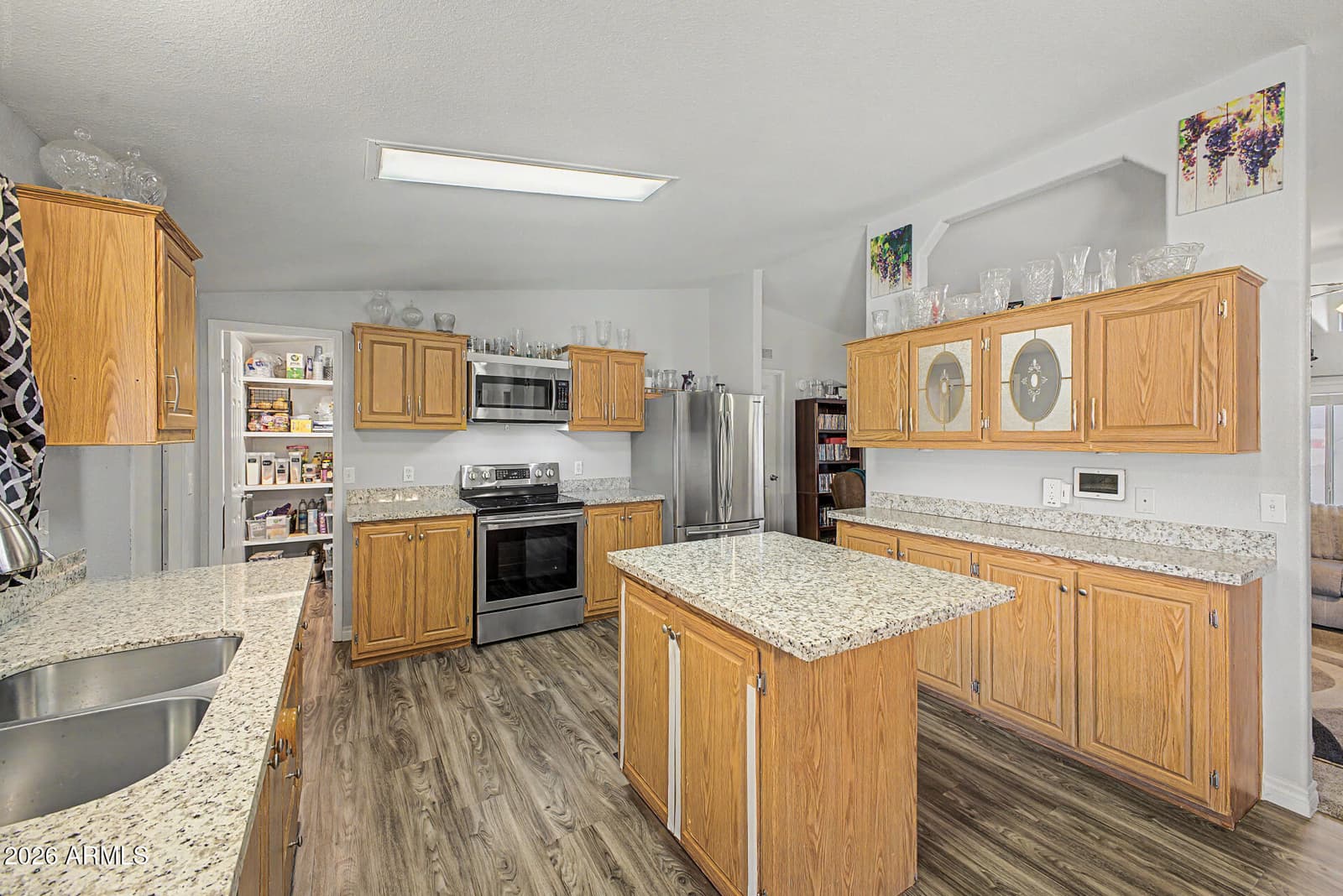 9748 E ESCONDIDO Avenue, Mesa, AZ 85208 — photo 12 of 30