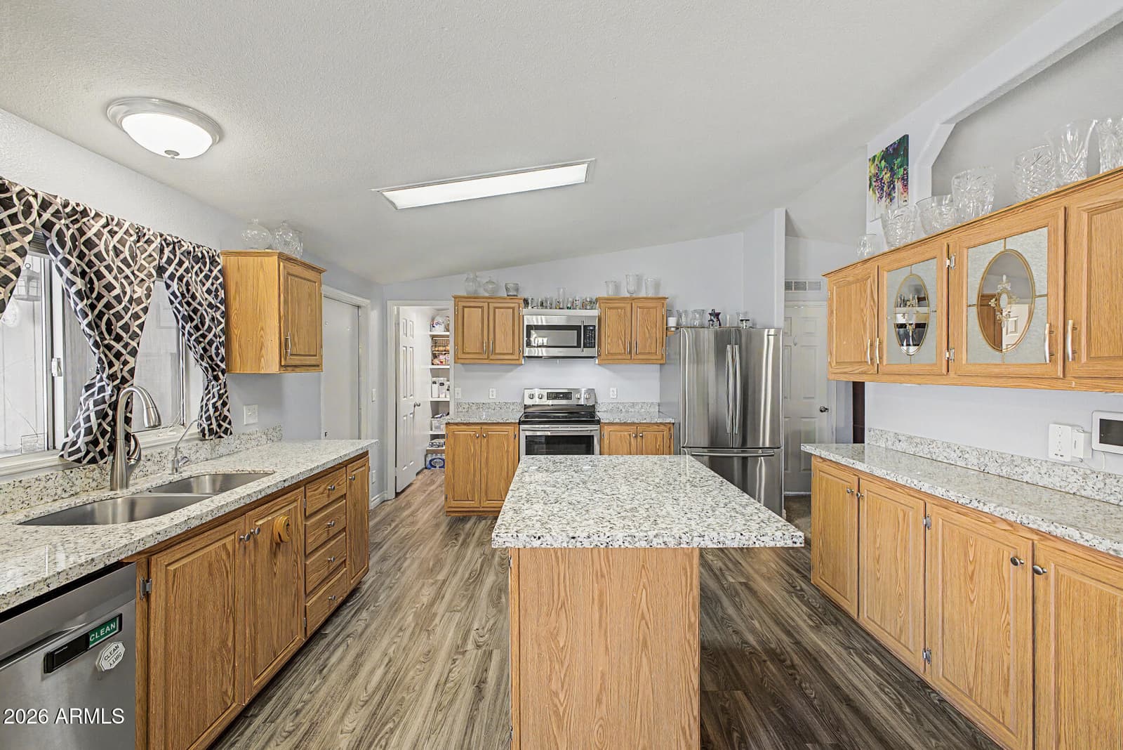 9748 E ESCONDIDO Avenue, Mesa, AZ 85208 — photo 13 of 30