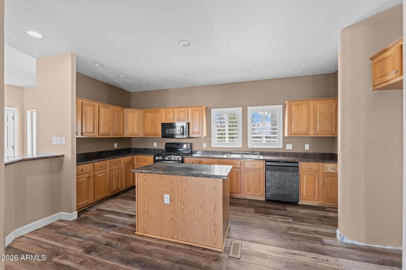 40648 N 251st Avenue, Morristown, AZ 85342 — photo 35 of 44