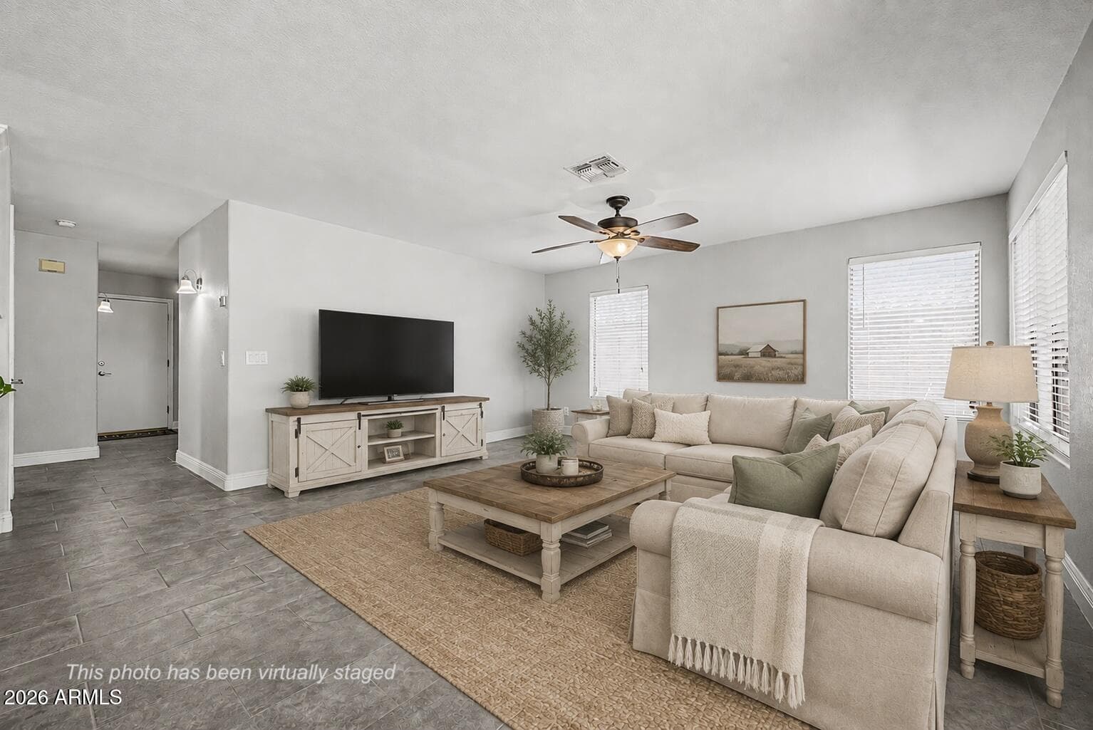 1098 S ROCA Street, Gilbert, AZ 85296 — photo 4 of 58