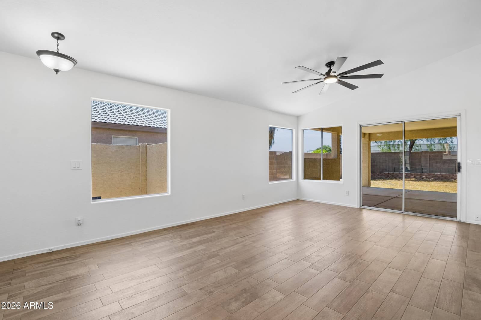 15558 N 136TH Lane, Surprise, AZ 85374 — photo 12 of 34