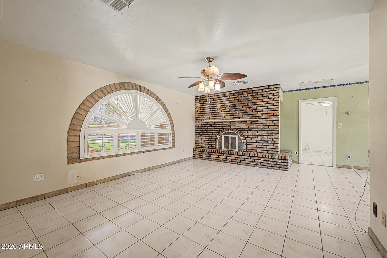 10517 W CATALINA Drive, Avondale, AZ 85392 — photo 9 of 54