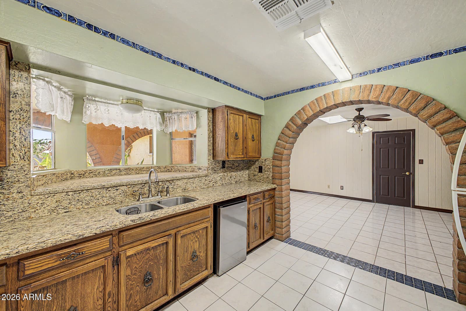 10517 W CATALINA Drive, Avondale, AZ 85392 — photo 18 of 54