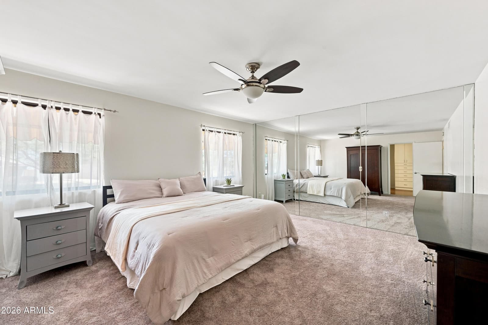 3827 E MERCER Lane, Phoenix, AZ 85028 — photo 16 of 37