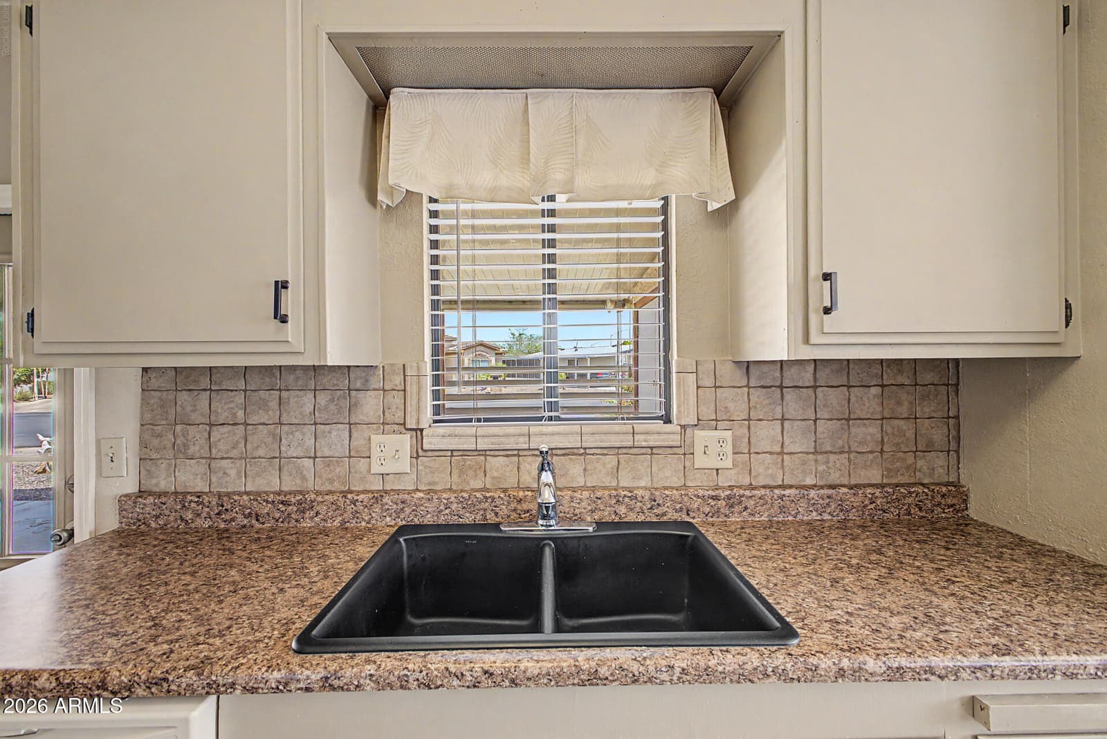 2355 N Shannon Way, Mesa, AZ 85215 — photo 17 of 31