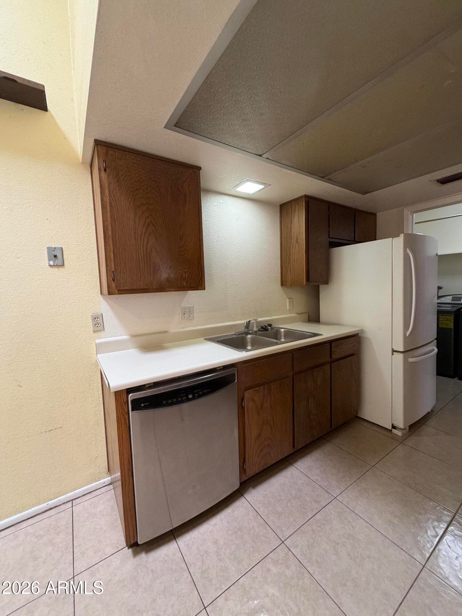 629 N MESA Drive 36, Mesa, AZ 85201 — photo 4 of 17