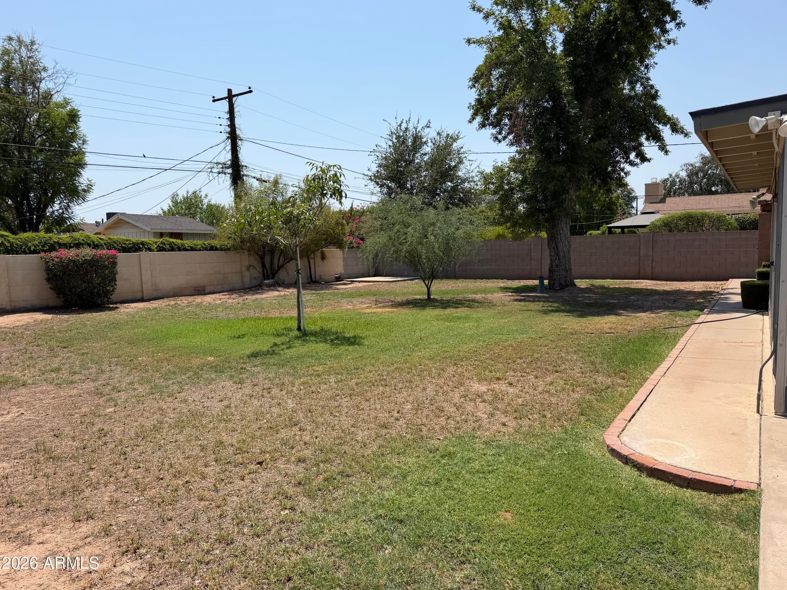 3447 E COOLIDGE Street, Phoenix, AZ 85018