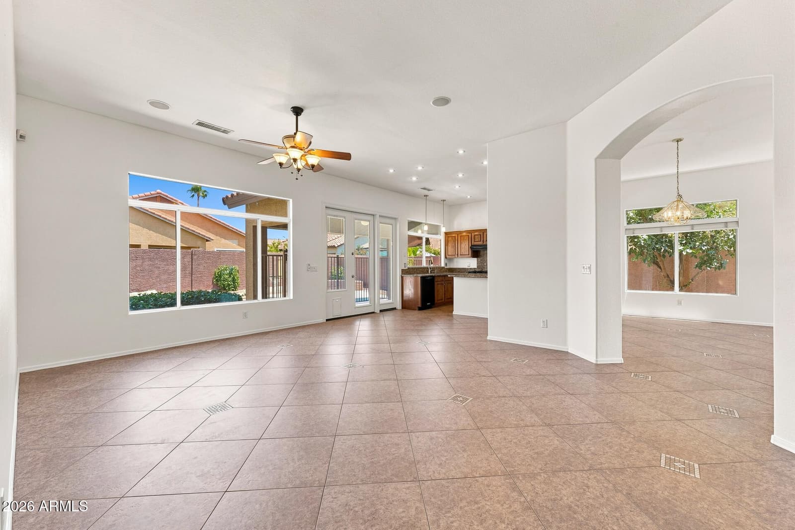 6842 W IVANHOE Street, Chandler, AZ 85226 — photo 9 of 37
