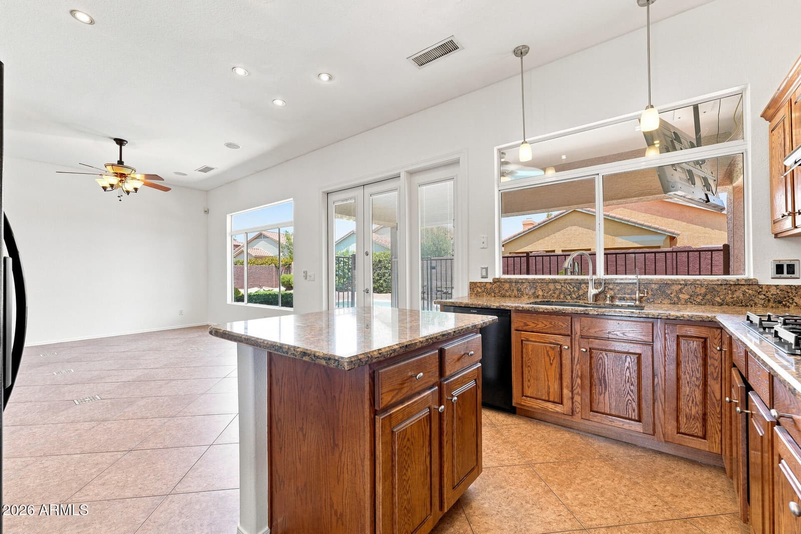 6842 W IVANHOE Street, Chandler, AZ 85226 — photo 13 of 37