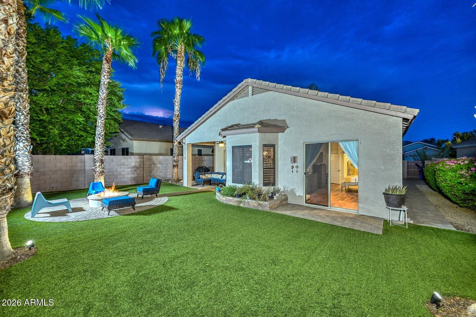 4236 E TETHER Trail, Phoenix, AZ 85050 — photo 37 of 48