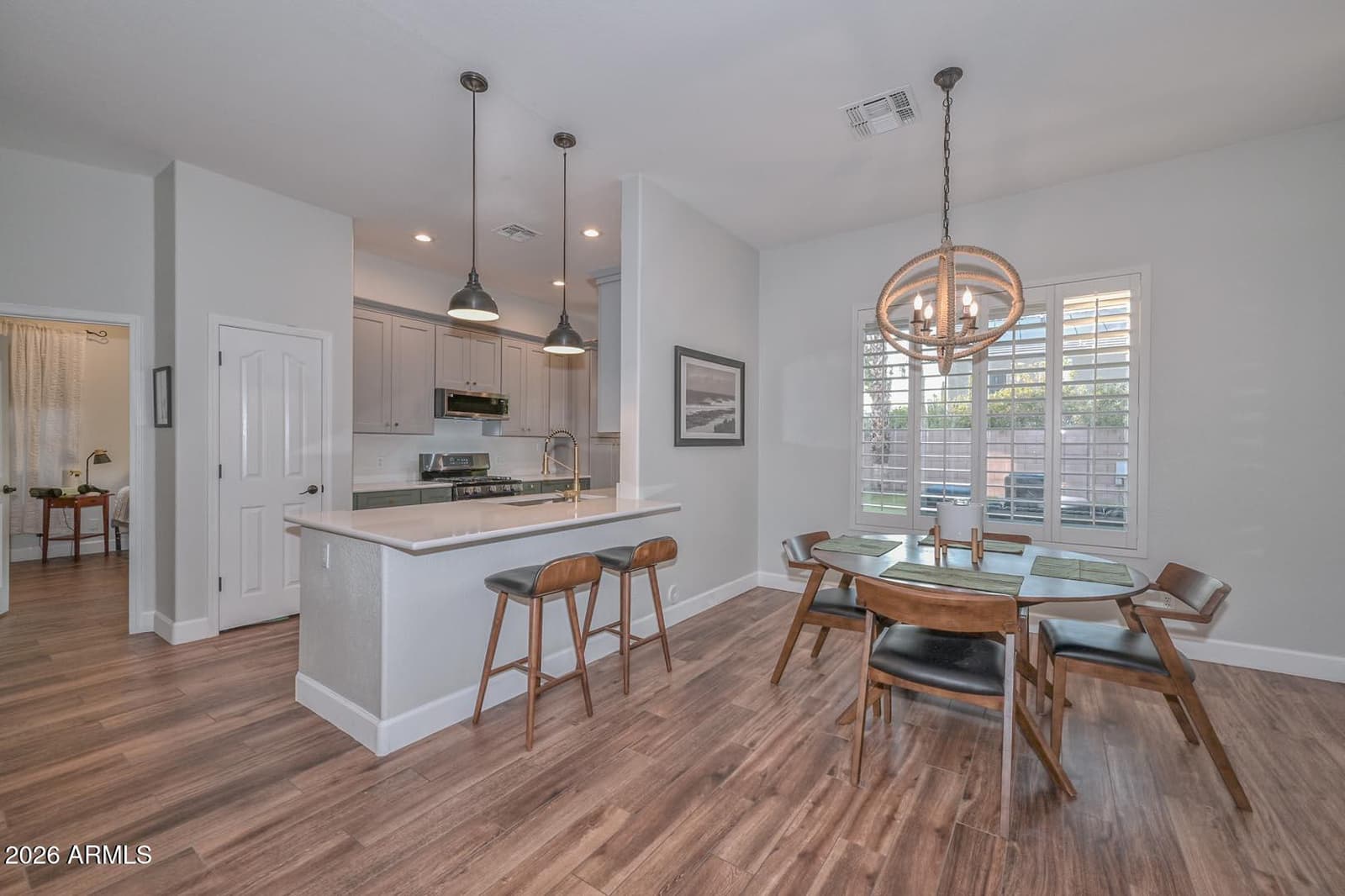 4236 E TETHER Trail, Phoenix, AZ 85050 — photo 10 of 48