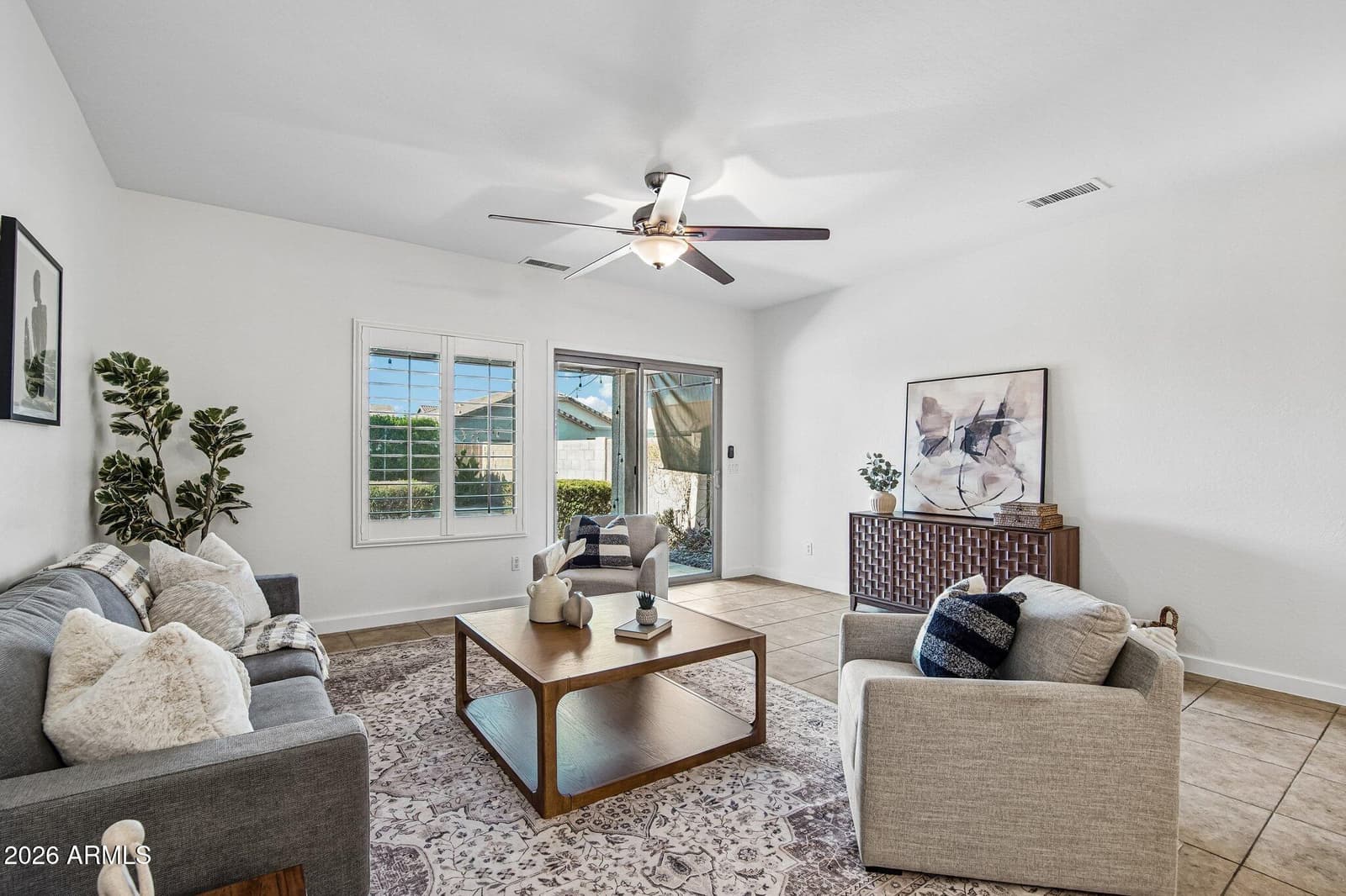 522 E GOLDMINE Lane, San Tan Valley, AZ 85140 — photo 13 of 34