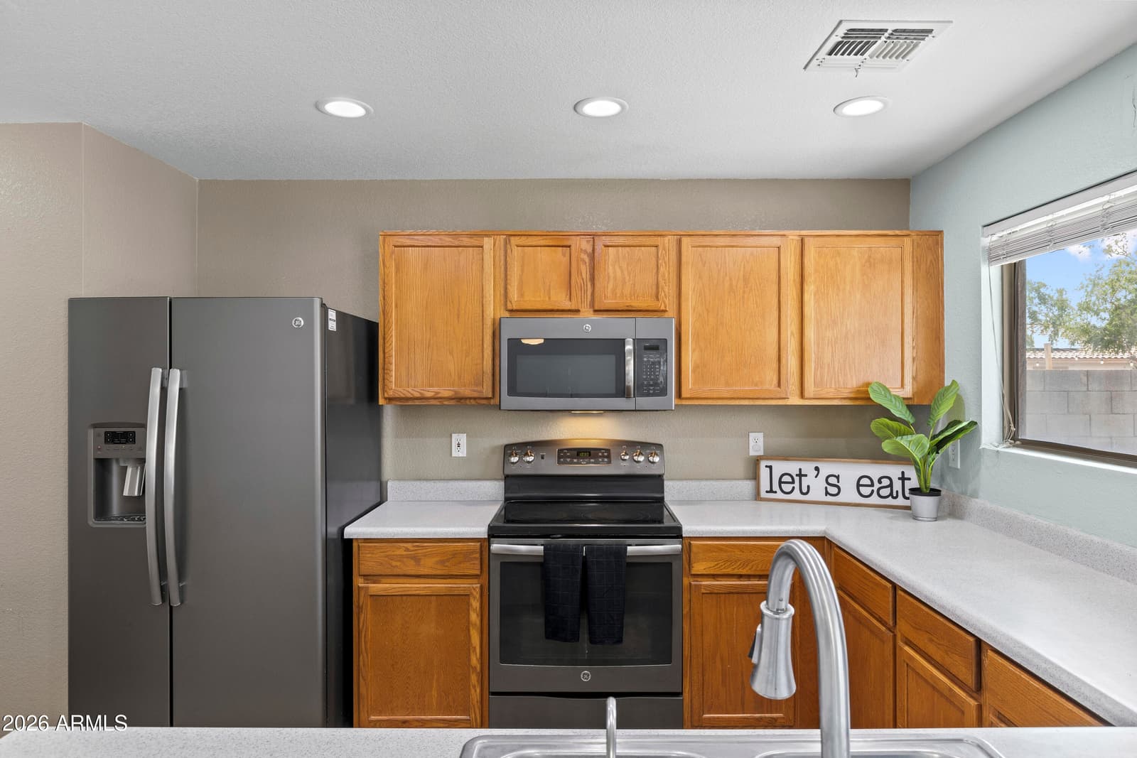 11437 E FLOWER Avenue, Mesa, AZ 85208 — photo 9 of 46