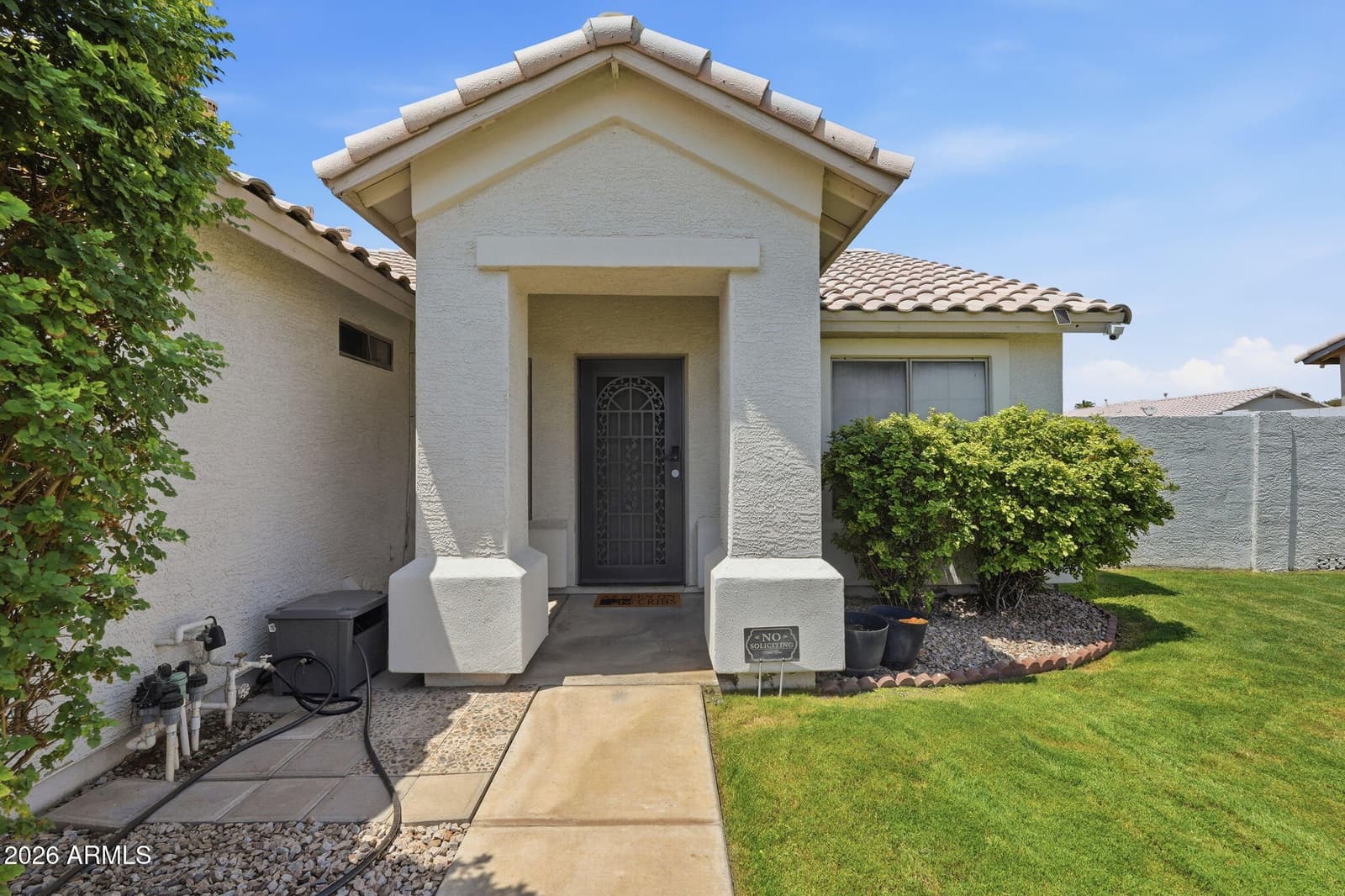 7116 N 81ST Lane, Glendale, AZ 85303 — photo 4 of 41
