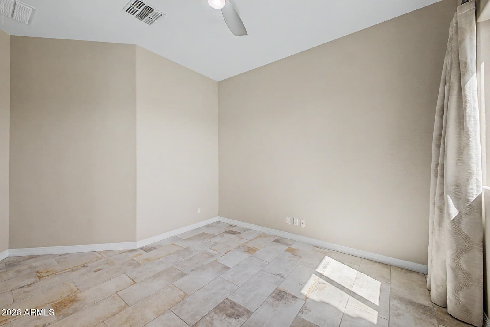 8428 S 16TH Drive, Phoenix, AZ 85041 — photo 28 of 40