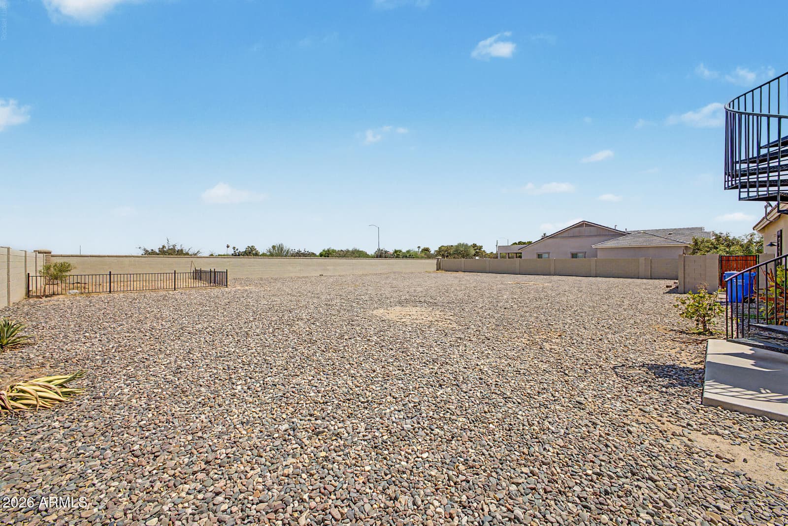 8428 S 16TH Drive, Phoenix, AZ 85041 — photo 32 of 40