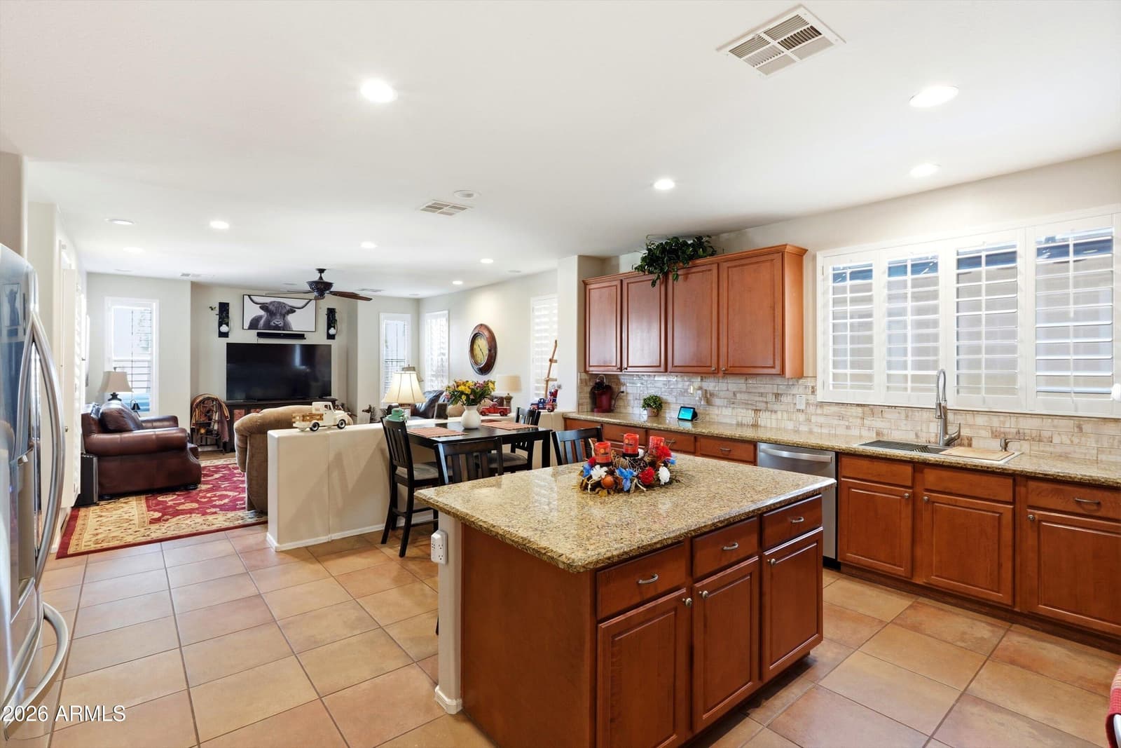 18458 W MARCONI Avenue, Surprise, AZ 85388 — photo 11 of 49