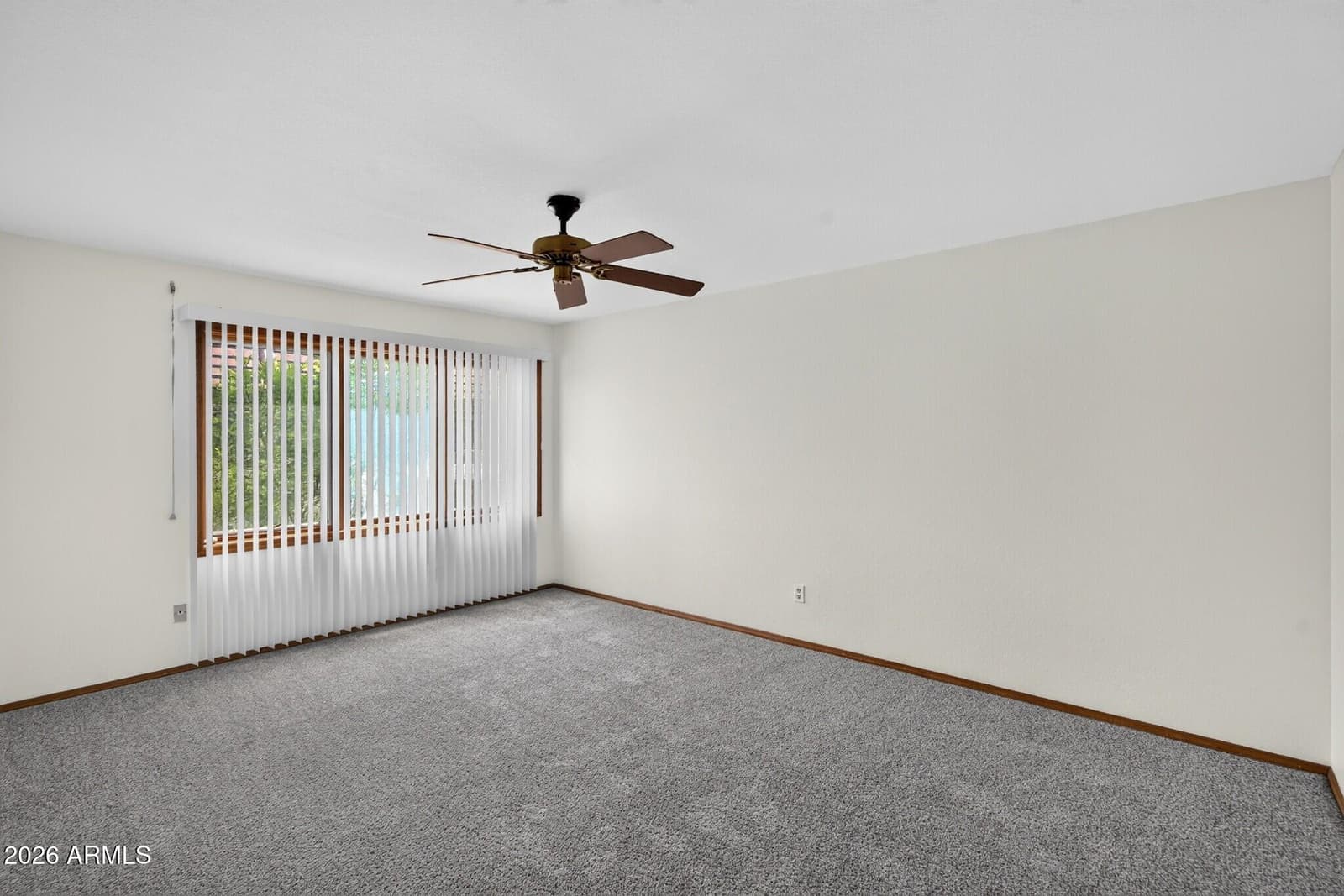 821 E REDONDO Drive, Tempe, AZ 85282 — photo 16 of 35