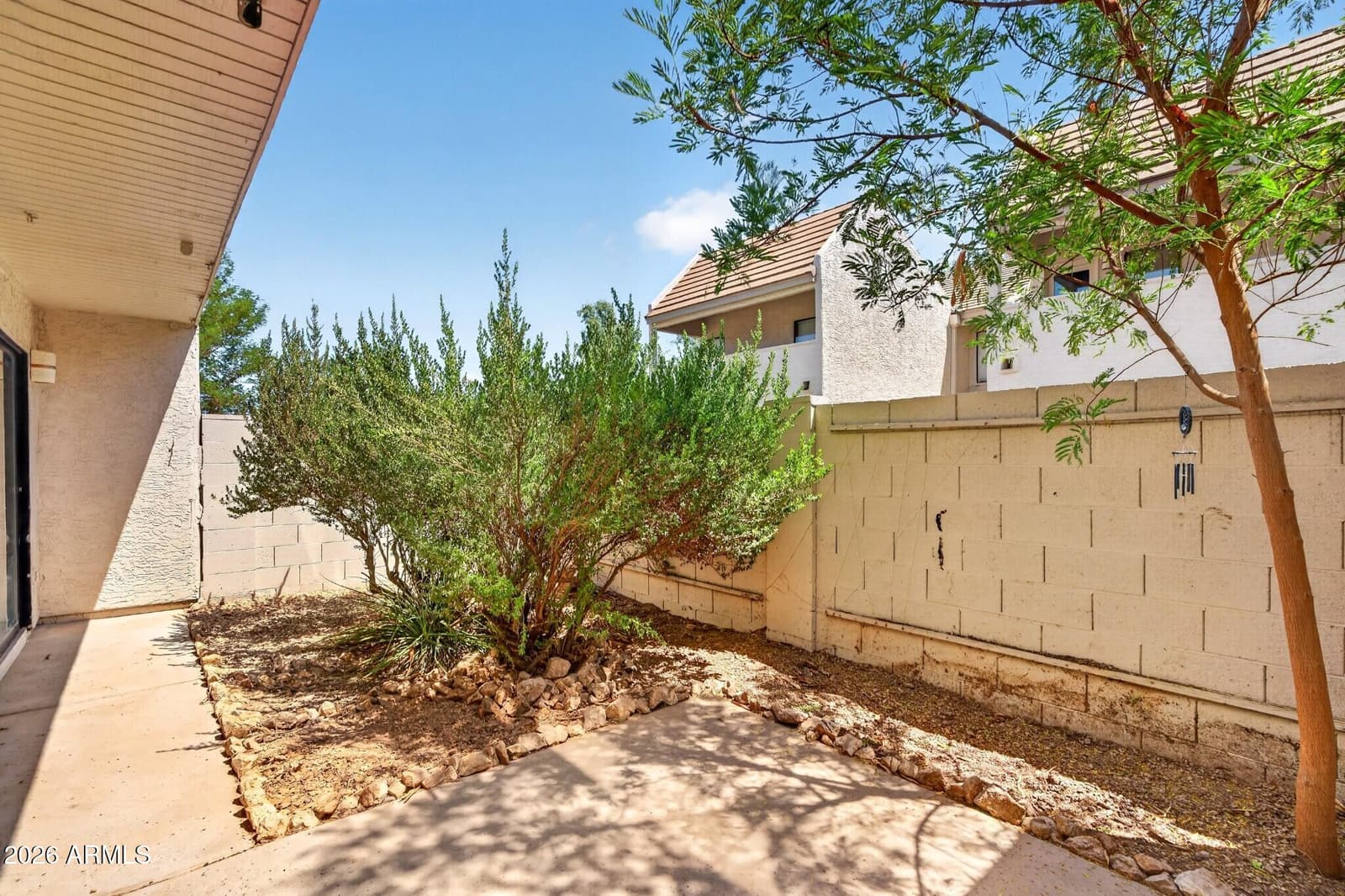 821 E REDONDO Drive, Tempe, AZ 85282 — photo 27 of 35