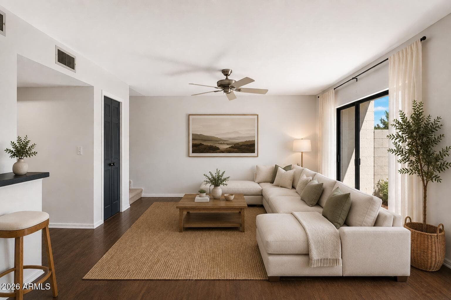 821 E REDONDO Drive, Tempe, AZ 85282 — photo 9 of 35