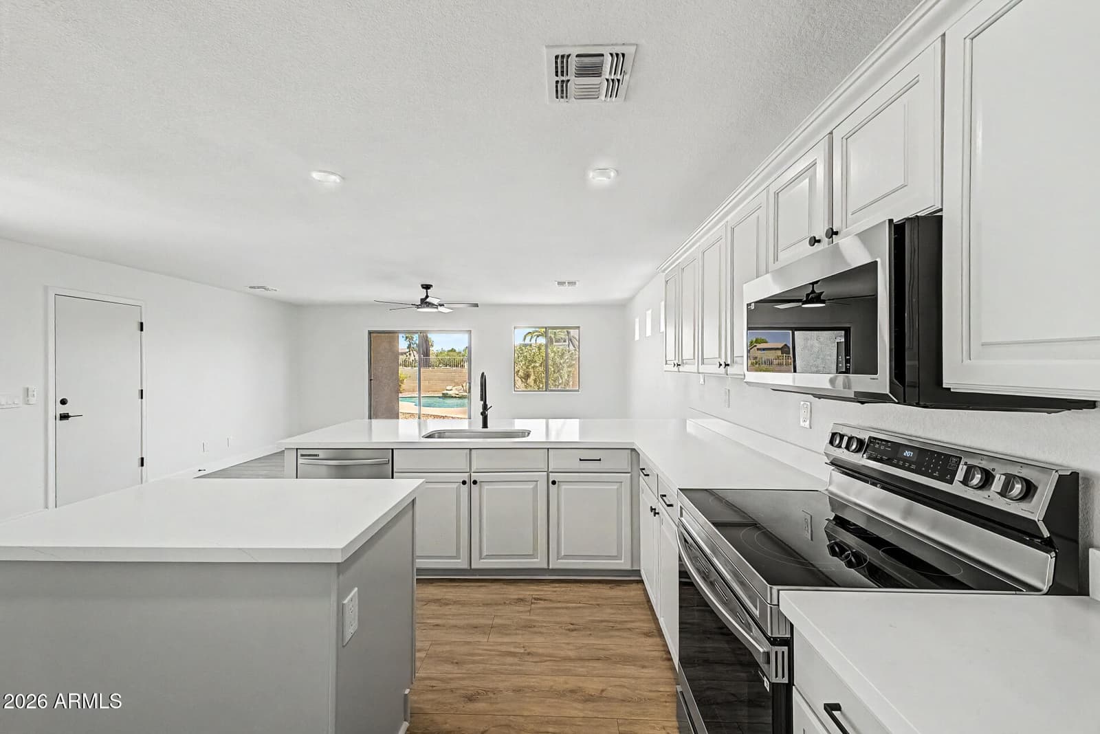 17514 W BOCA RATON Road, Surprise, AZ 85388 — photo 10 of 43
