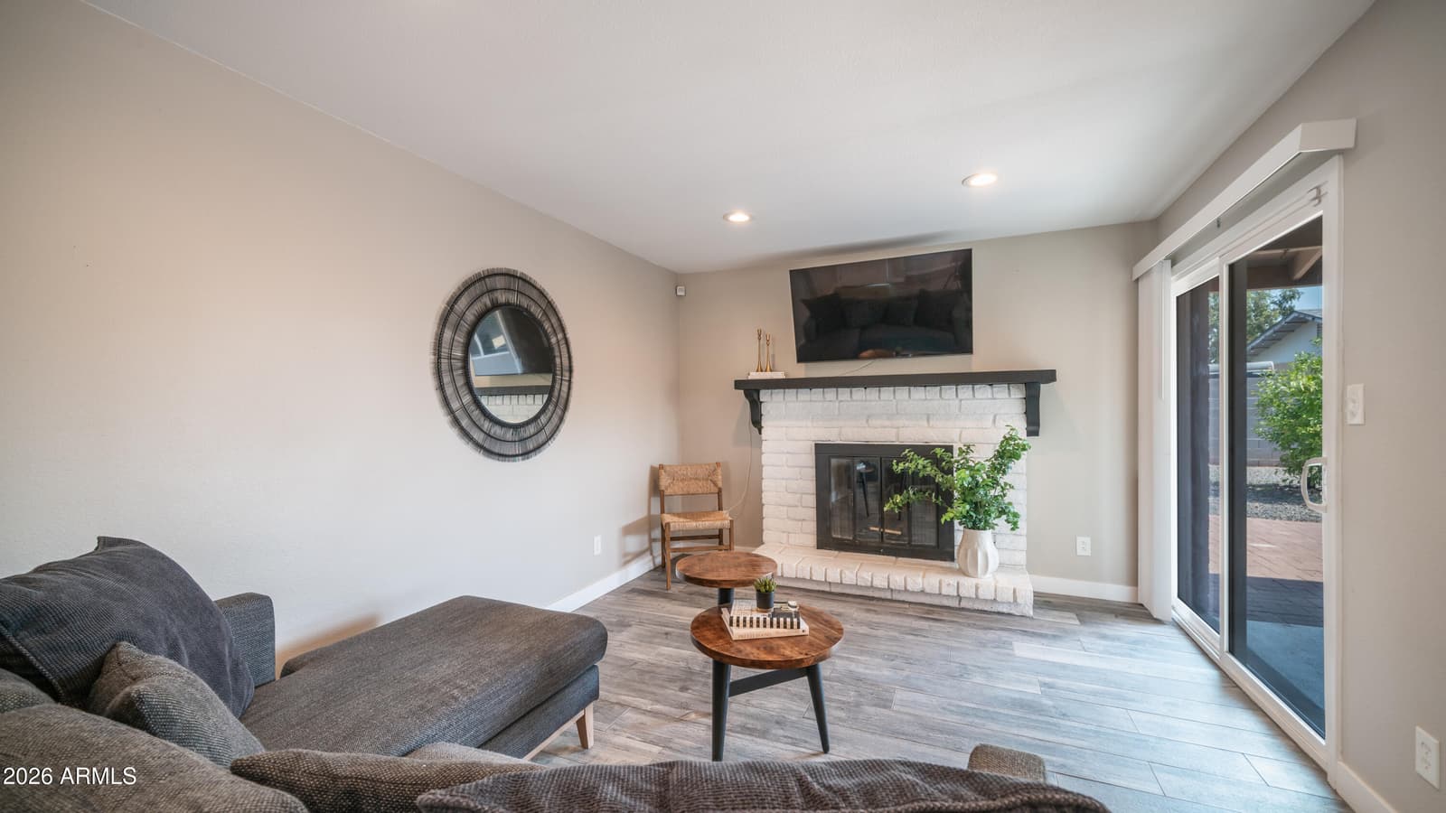 940 E HARMONY Avenue, Mesa, AZ 85204 — photo 12 of 42