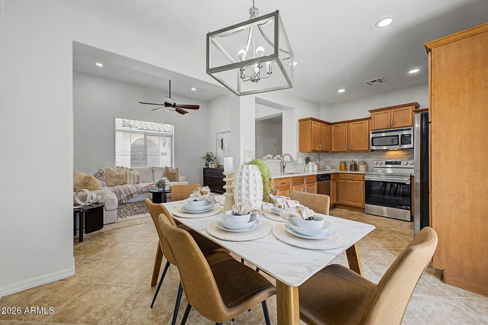 2163 W SCULLY Drive, Phoenix, AZ 85023 — photo 8 of 28