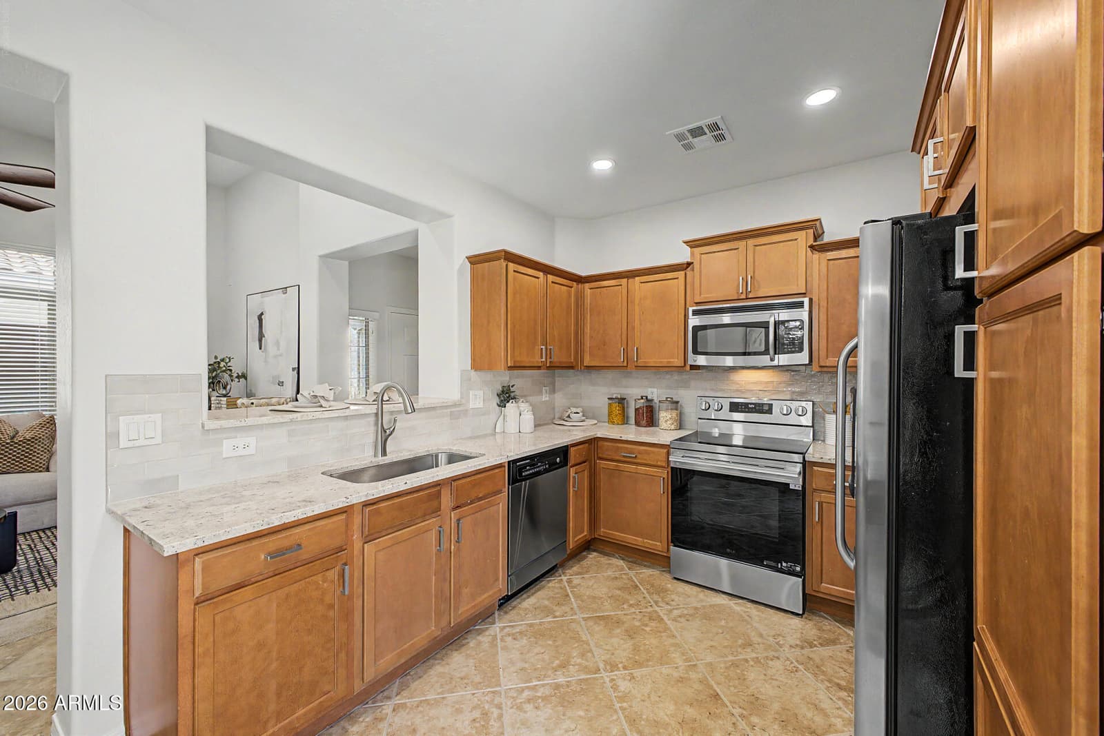 2163 W SCULLY Drive, Phoenix, AZ 85023 — photo 12 of 28