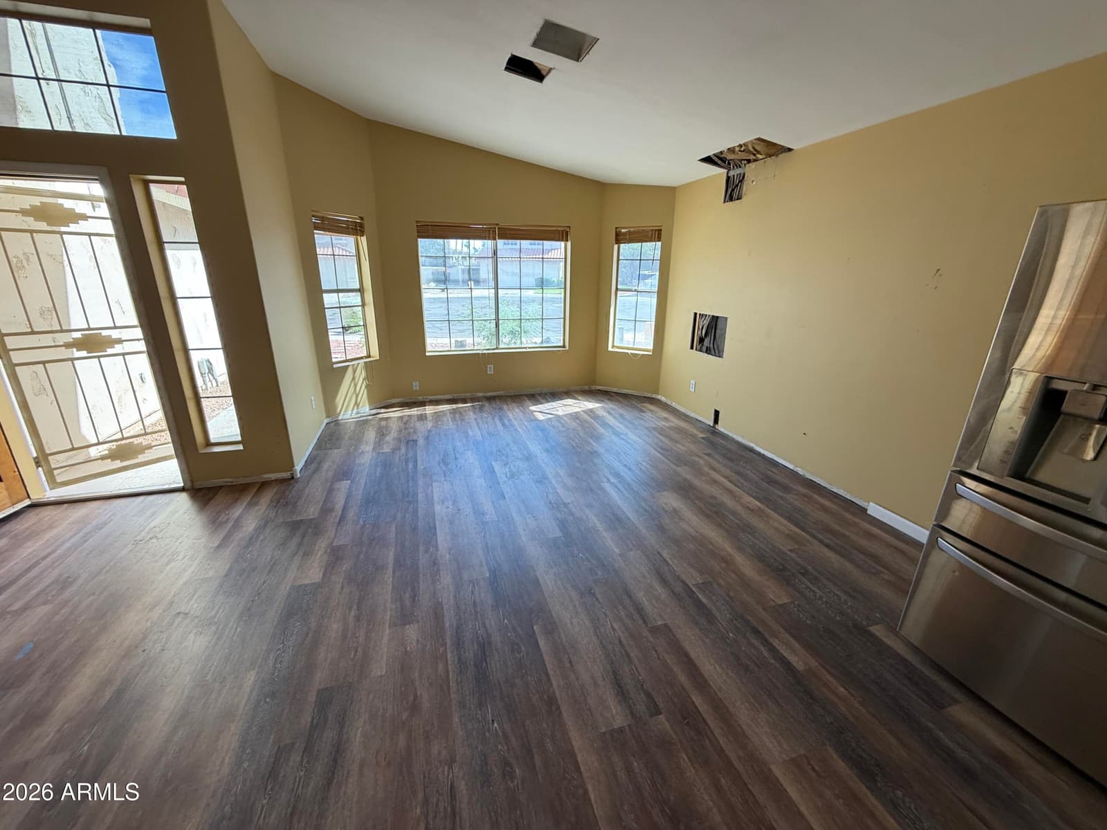 7511 W TONTO Drive, Glendale, AZ 85308 — photo 3 of 23