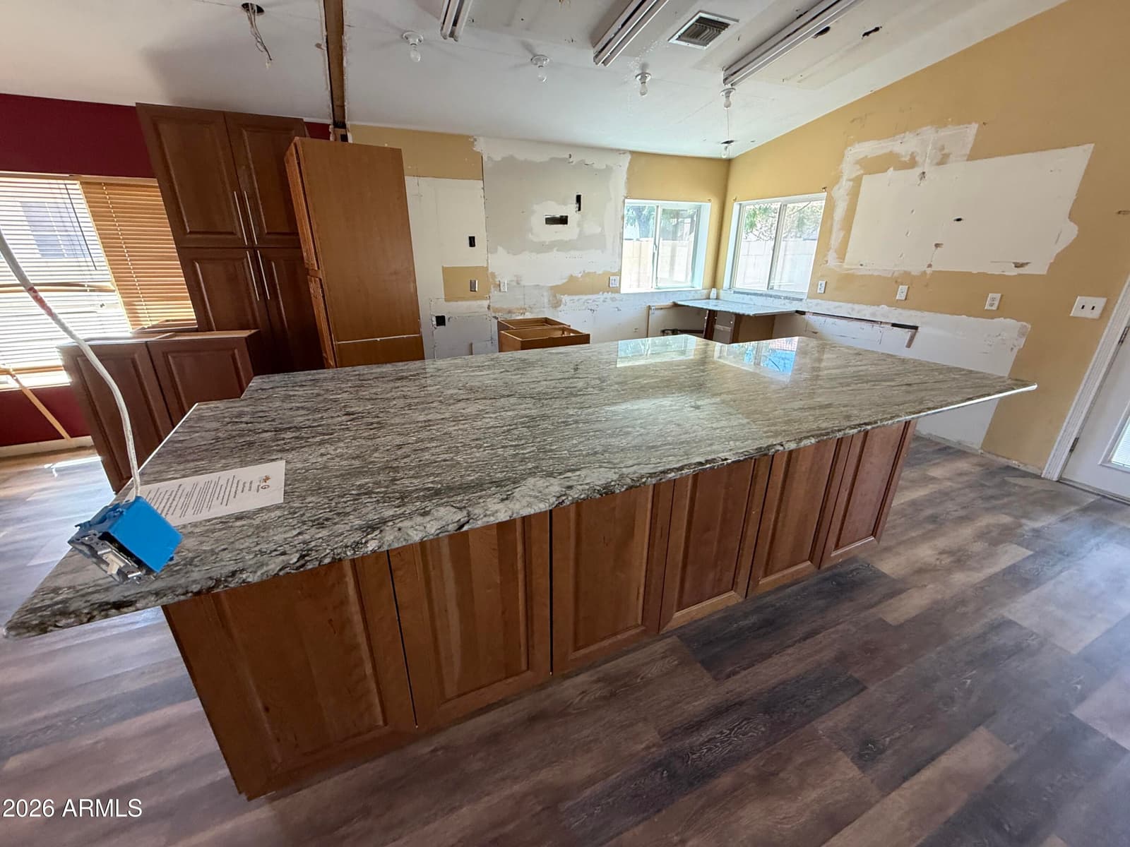 7511 W TONTO Drive, Glendale, AZ 85308 — photo 4 of 23