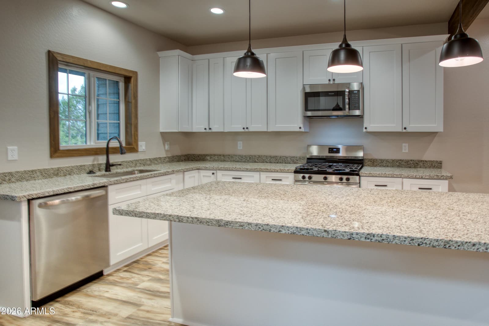 620 S Campbell Lane, Show Low, AZ 85901 — photo 7 of 52