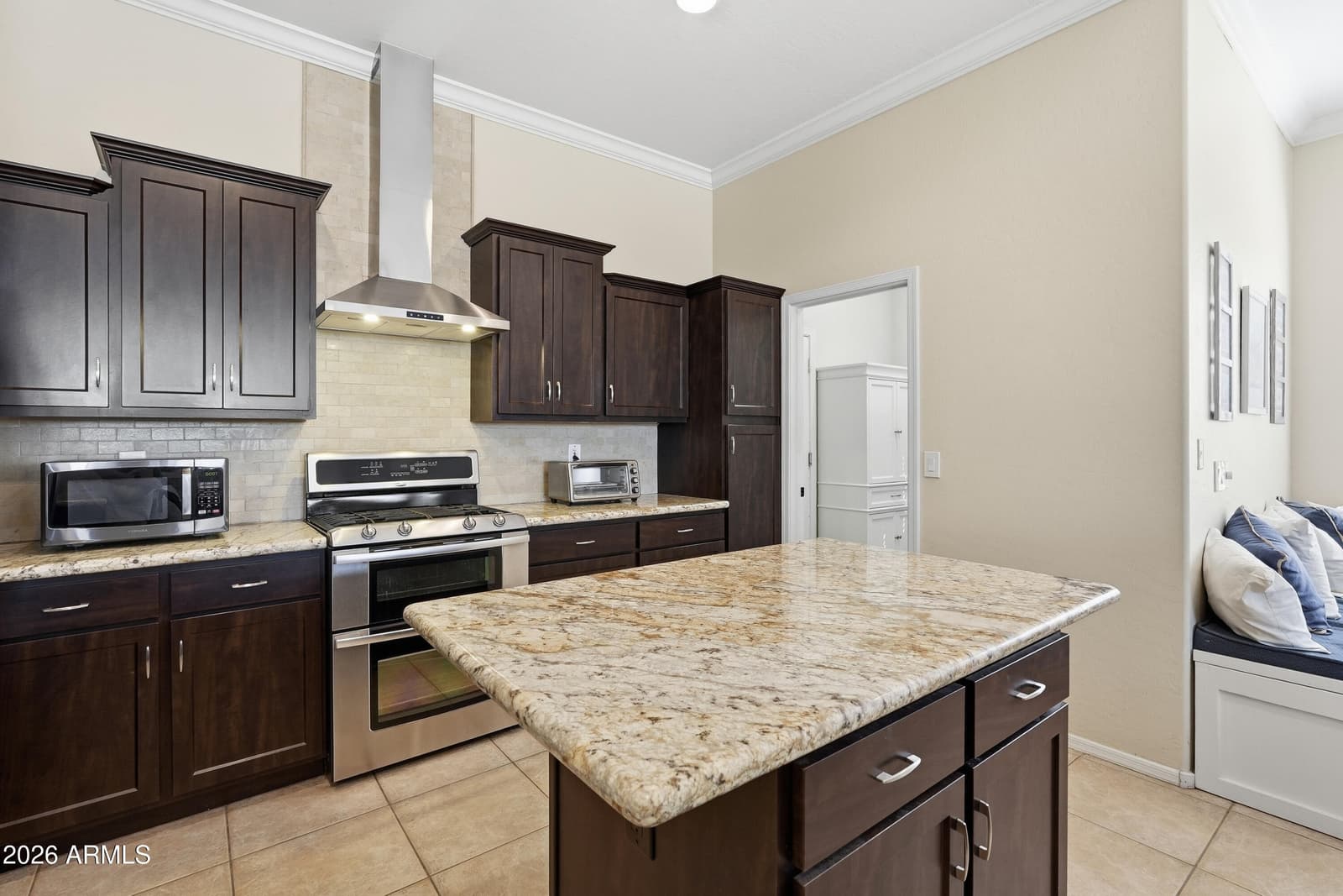 1607 W NIGHTHAWK Way, Phoenix, AZ 85045 — photo 14 of 44