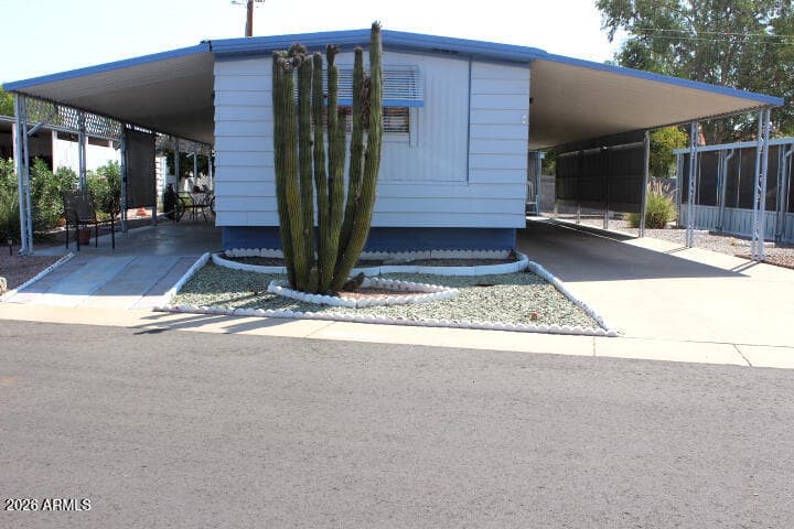 303 S Recker Road 8, Mesa, AZ 85206 — photo 2 of 24