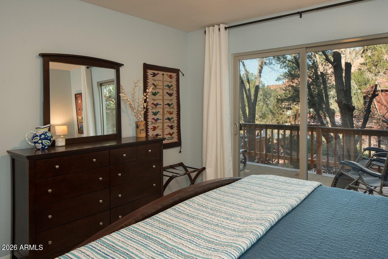 445 COFFEE POT Drive, Sedona, AZ 86336 — photo 4 of 7