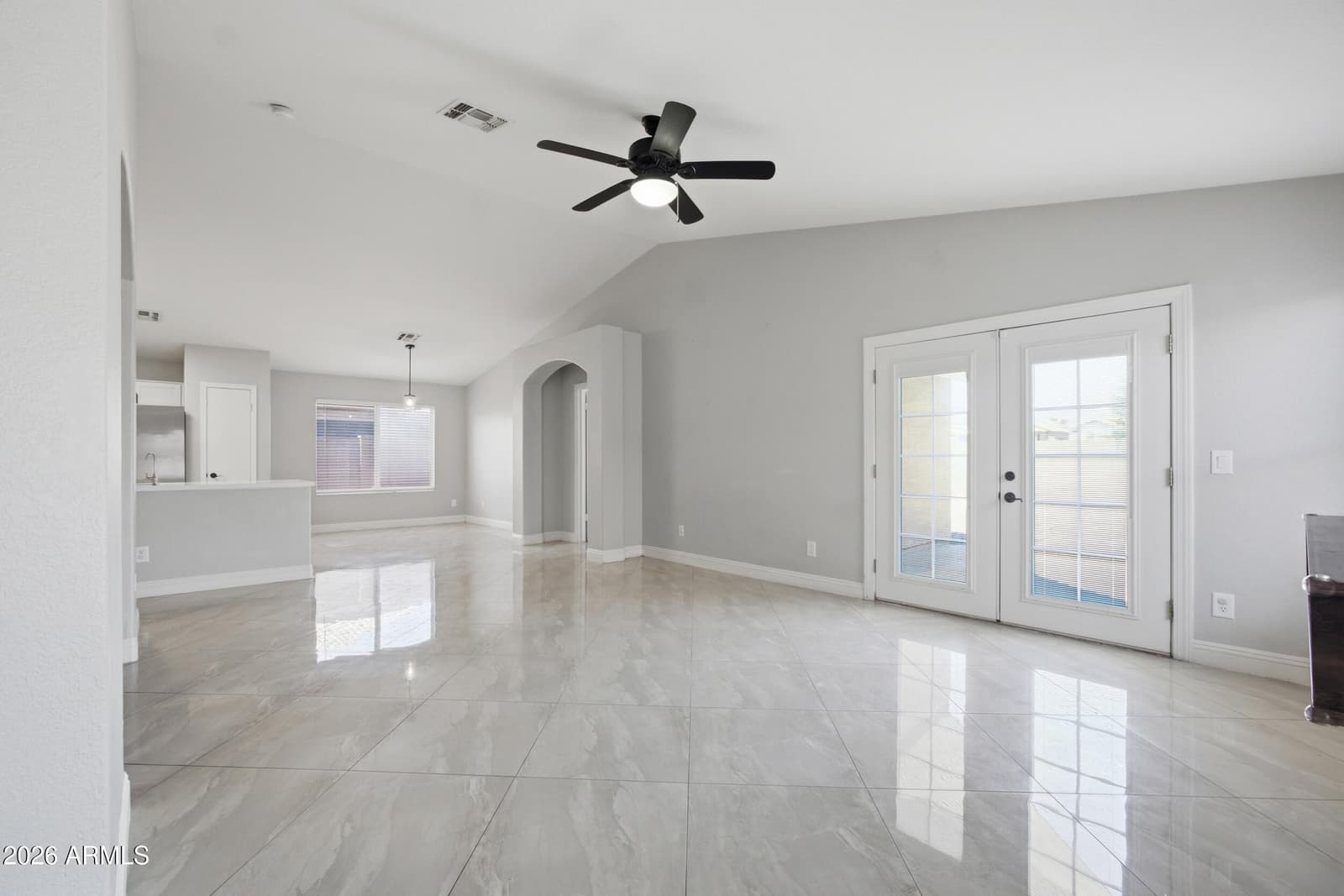 3626 W SAGUARO PARK Lane, Glendale, AZ 85310 — photo 7 of 40