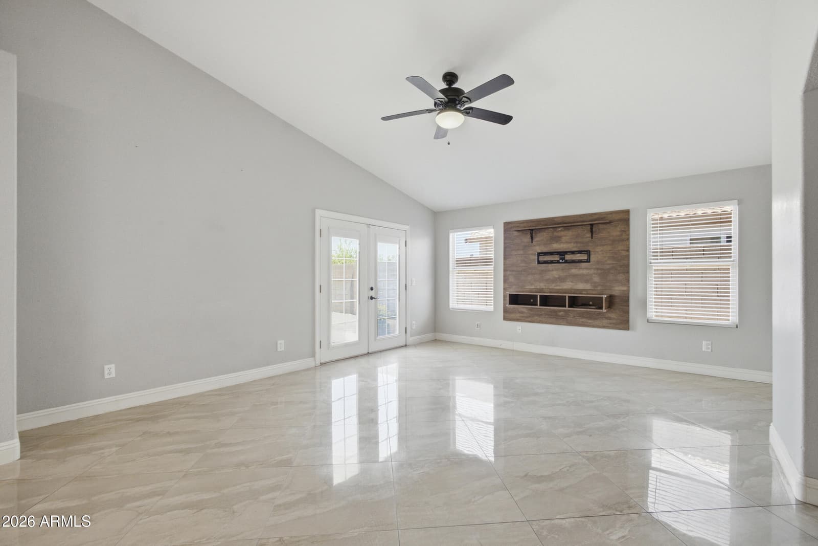 3626 W SAGUARO PARK Lane, Glendale, AZ 85310 — photo 8 of 40