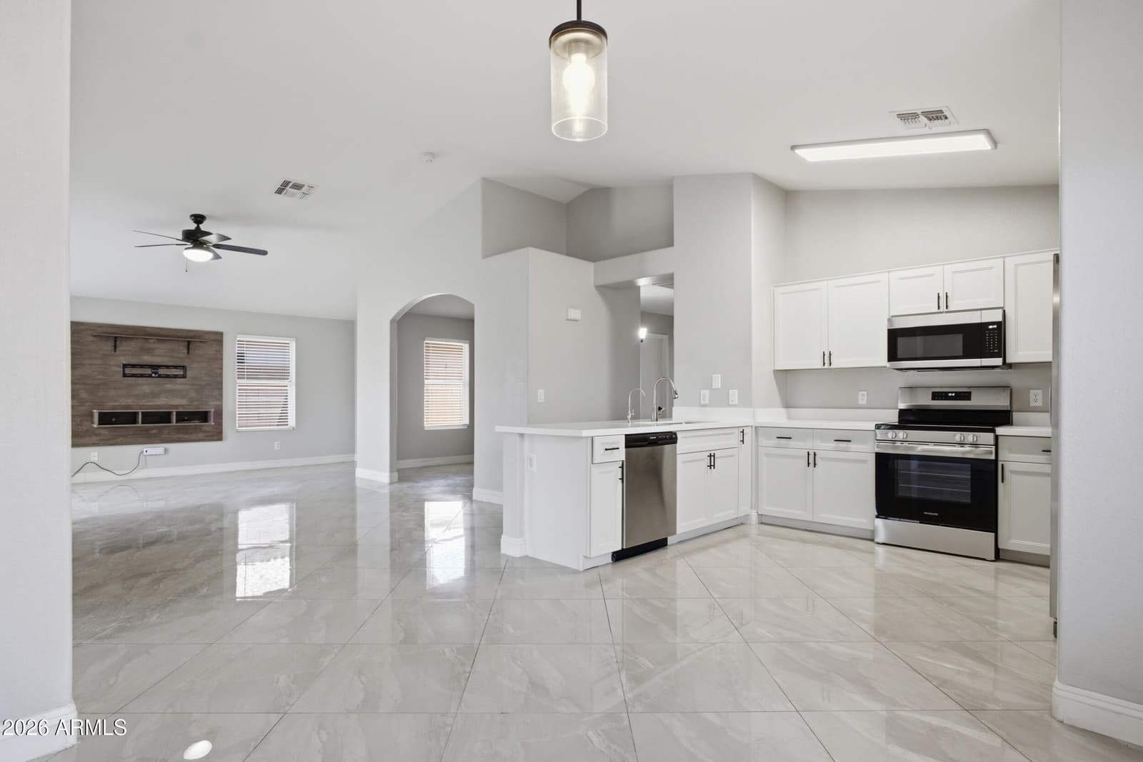 3626 W SAGUARO PARK Lane, Glendale, AZ 85310 — photo 11 of 40