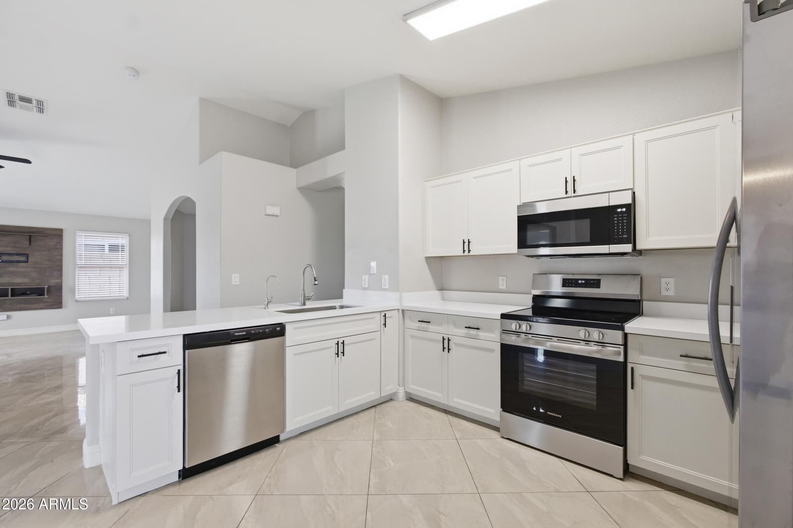 3626 W SAGUARO PARK Lane, Glendale, AZ 85310 — photo 15 of 40