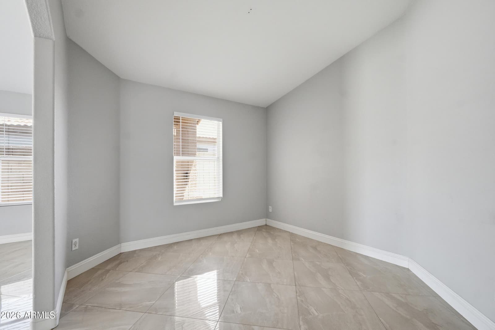 3626 W SAGUARO PARK Lane, Glendale, AZ 85310 — photo 19 of 40