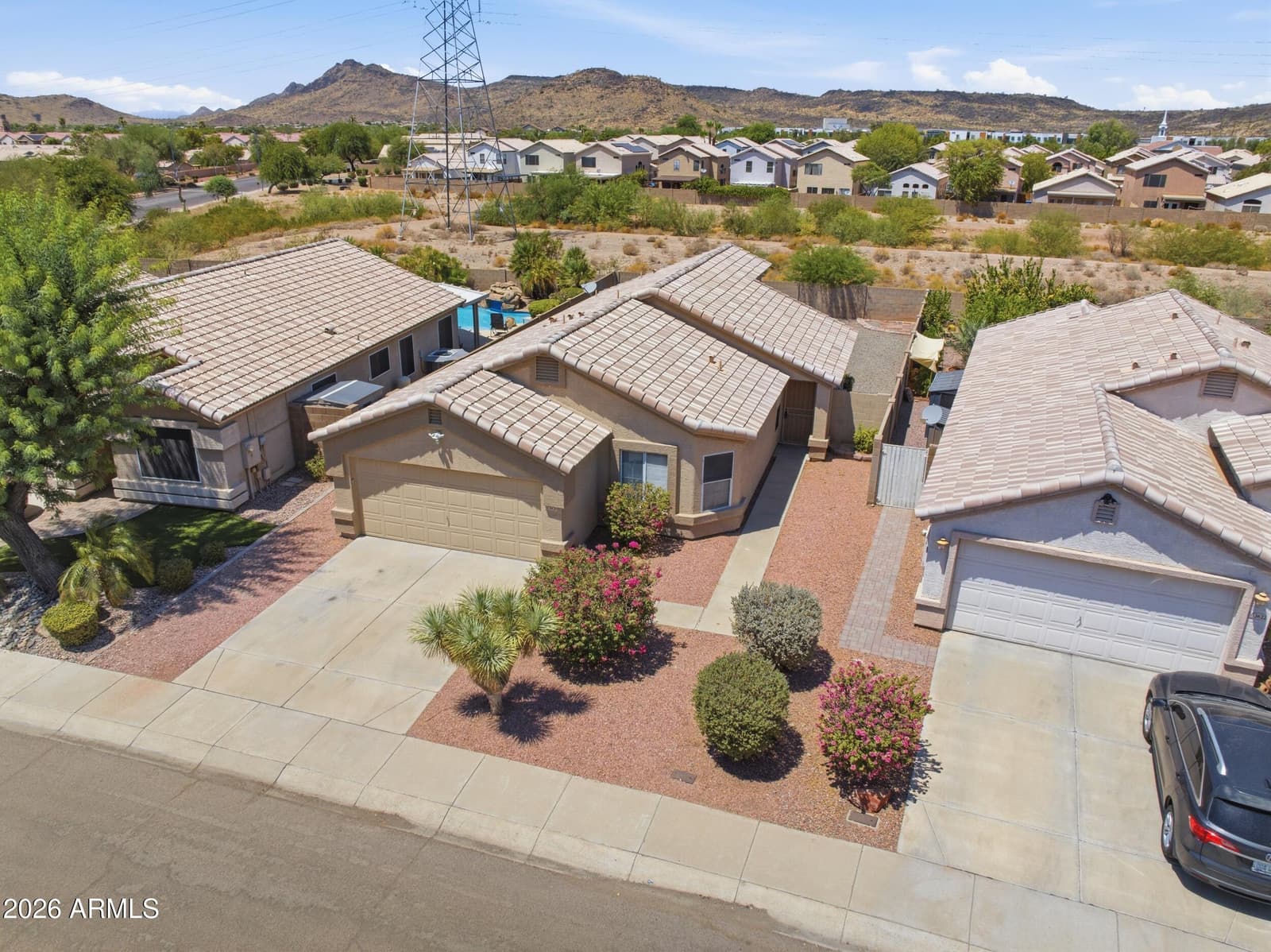 3626 W SAGUARO PARK Lane, Glendale, AZ 85310 — photo 38 of 40