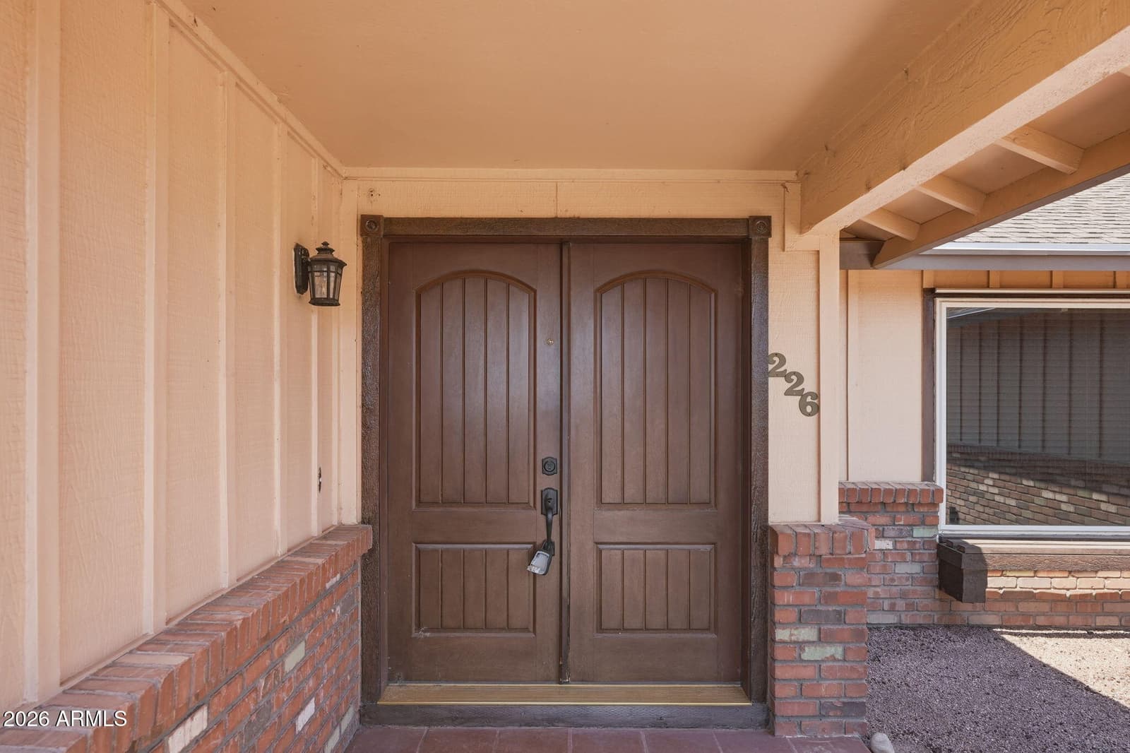 226 E GLENCOVE Street, Mesa, AZ 85201 — photo 5 of 47