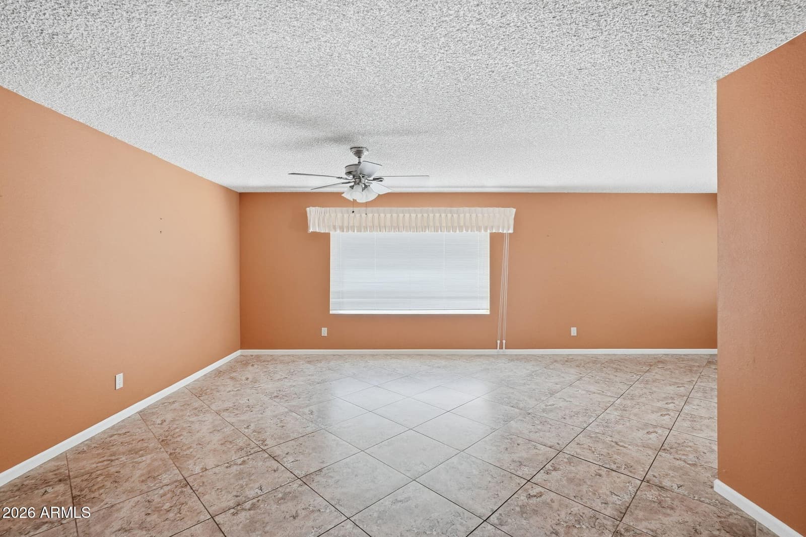 226 E GLENCOVE Street, Mesa, AZ 85201 — photo 8 of 47