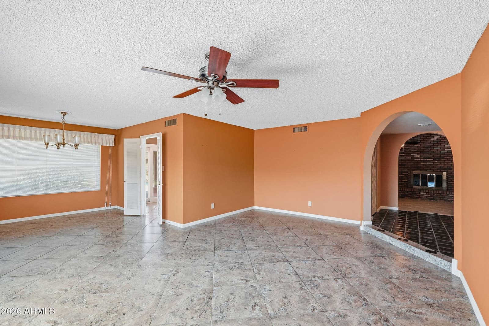 226 E GLENCOVE Street, Mesa, AZ 85201 — photo 9 of 47