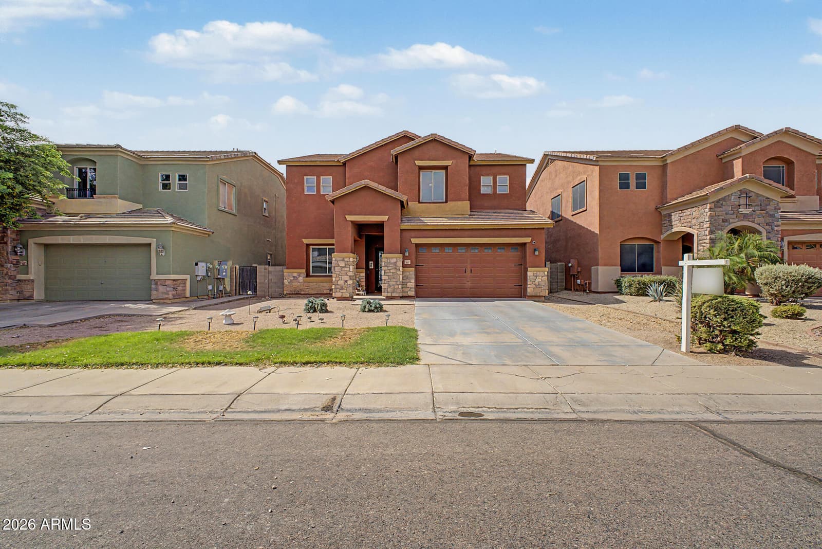 839 W SAGUARO Lane, San Tan Valley, AZ 85143