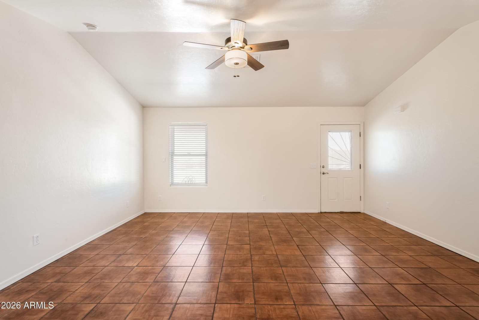 83 MARICOPA Drive, Bisbee, AZ 85603 — photo 16 of 38