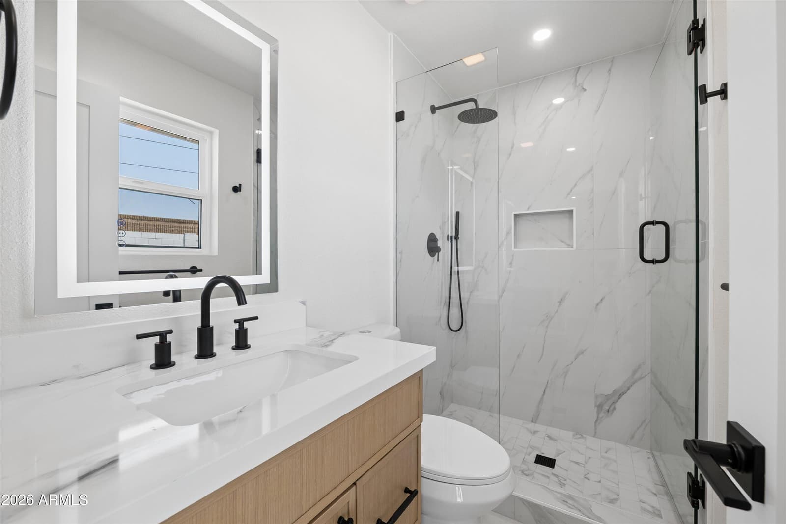 12240 N 26TH Drive, Phoenix, AZ 85029 — photo 15 of 36