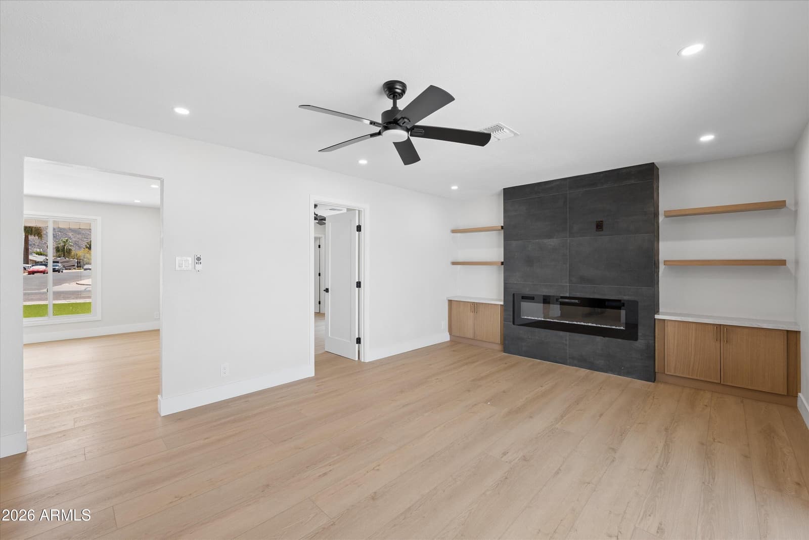 12240 N 26TH Drive, Phoenix, AZ 85029 — photo 19 of 36