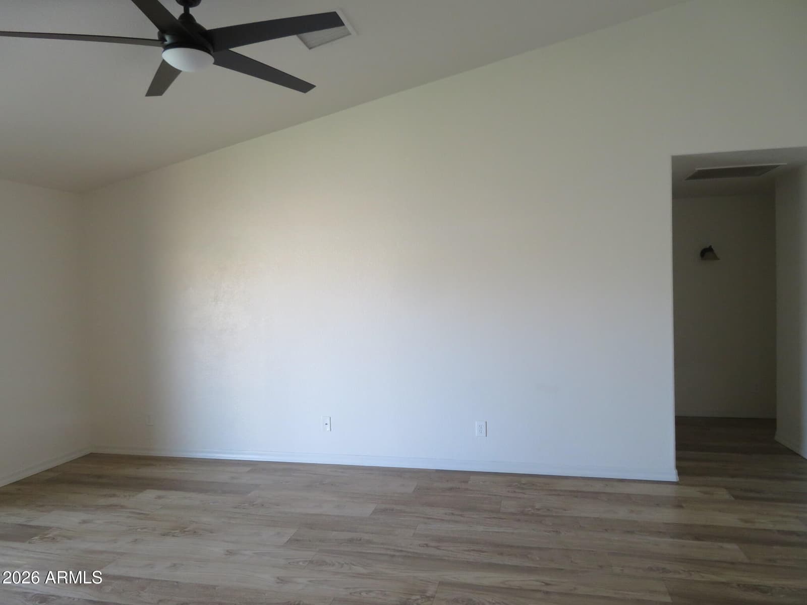 3351 AMBER Way, Sierra Vista, AZ 85635 — photo 7 of 35