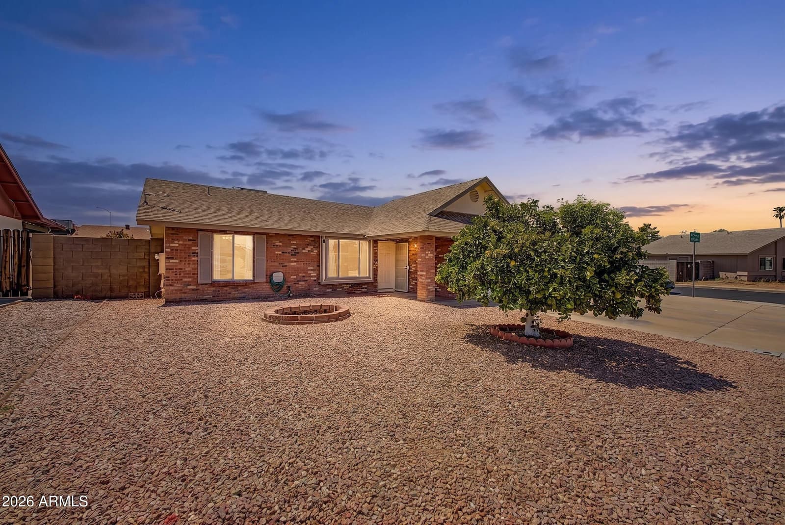 665 S WINDSOR, Mesa, AZ 85204 — photo 4 of 24